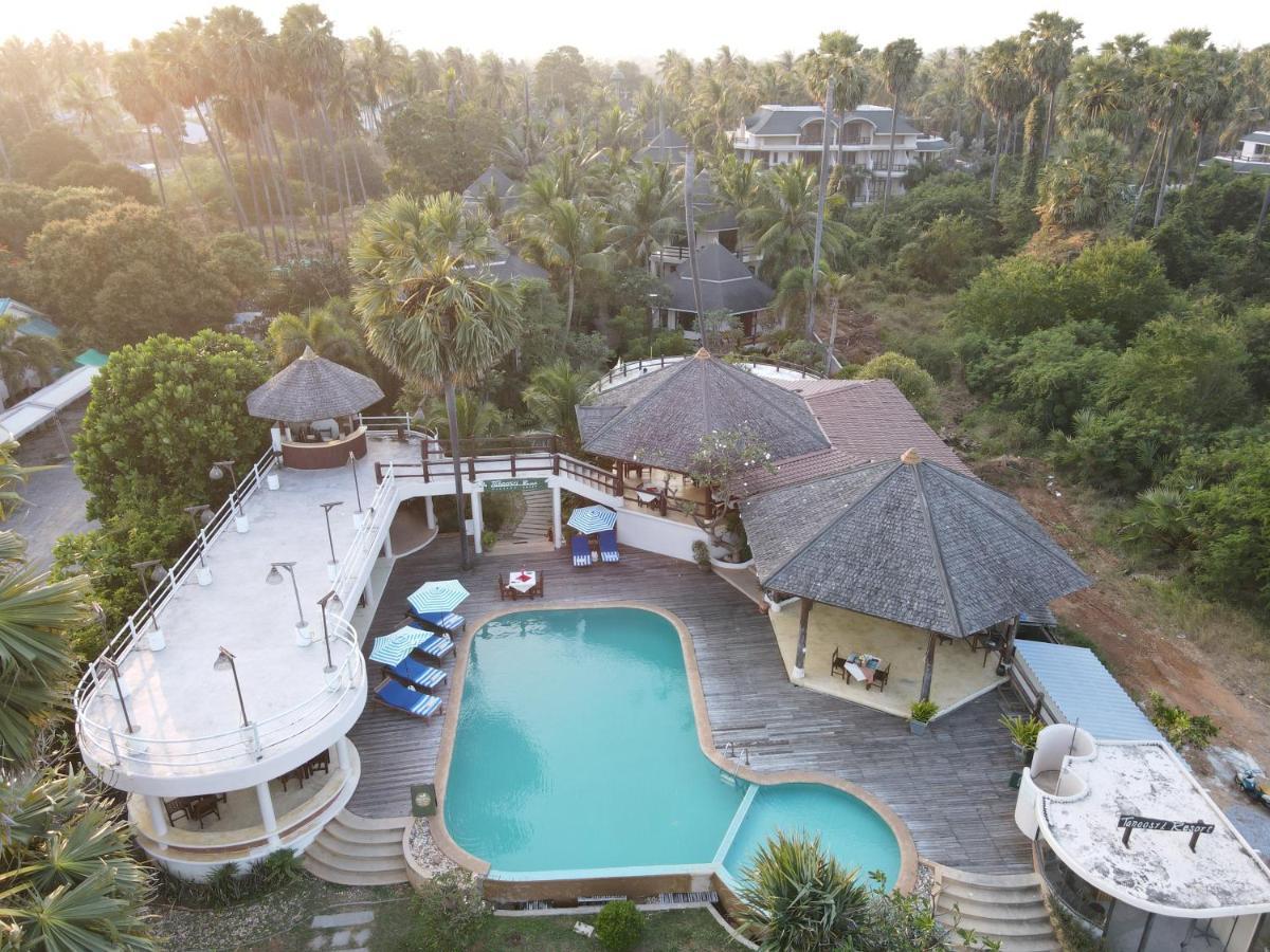 Tanaosri Resort Pranburi Bagian luar foto