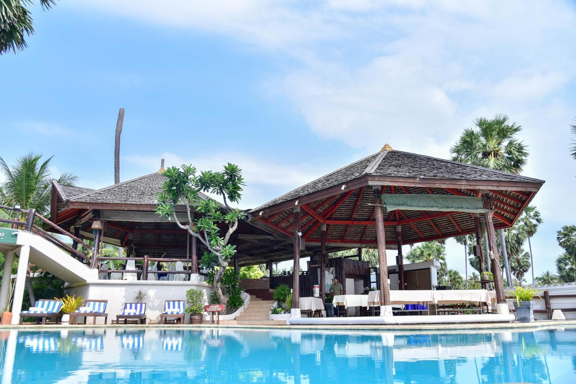 Tanaosri Resort Pranburi Bagian luar foto